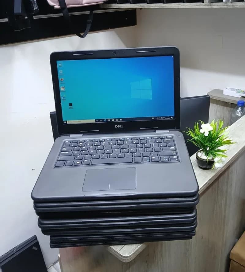 DELL LATITUDE 3310 laptop
